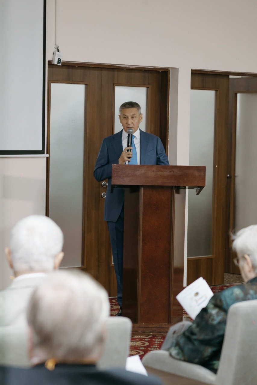 Строительство и развитие птицефабрик обсудили на международном форуме птицеводов в Астане